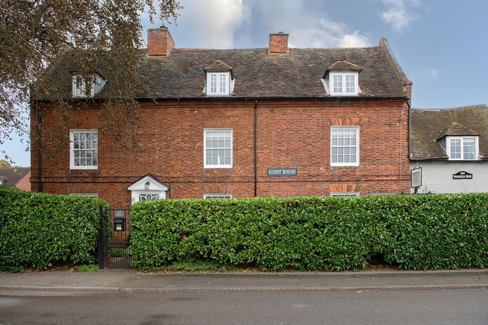 Springfield House - Birmingham Airport & Nec Bed and Breakfast Coleshill Eksteriør billede