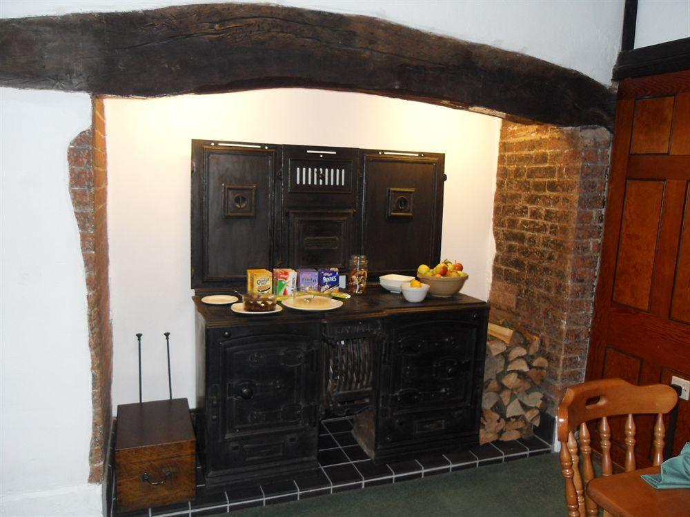 Springfield House - Birmingham Airport & Nec Bed and Breakfast Coleshill Eksteriør billede