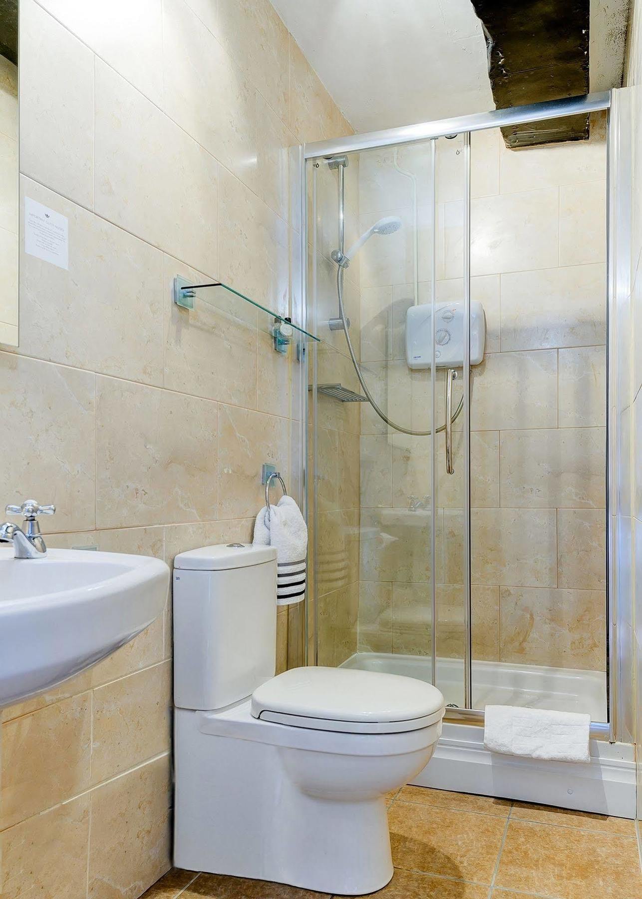 Springfield House - Birmingham Airport & Nec Bed and Breakfast Coleshill Eksteriør billede